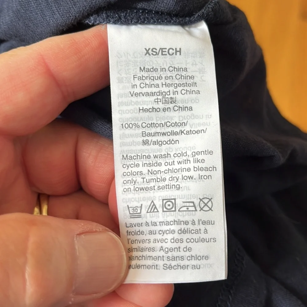 Jcrew Apres ski graphic navy blue T-shirt extra small NWT AE974